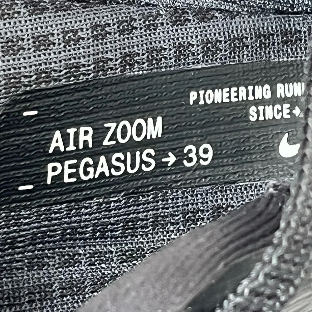 Nike Air Zoom Pegasus 39 running shoes black 12